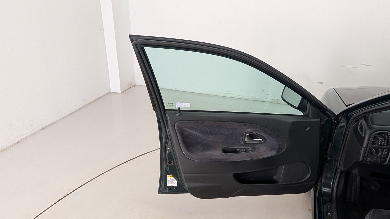 Fahrzeugabbildung Volvo V40 2.0T