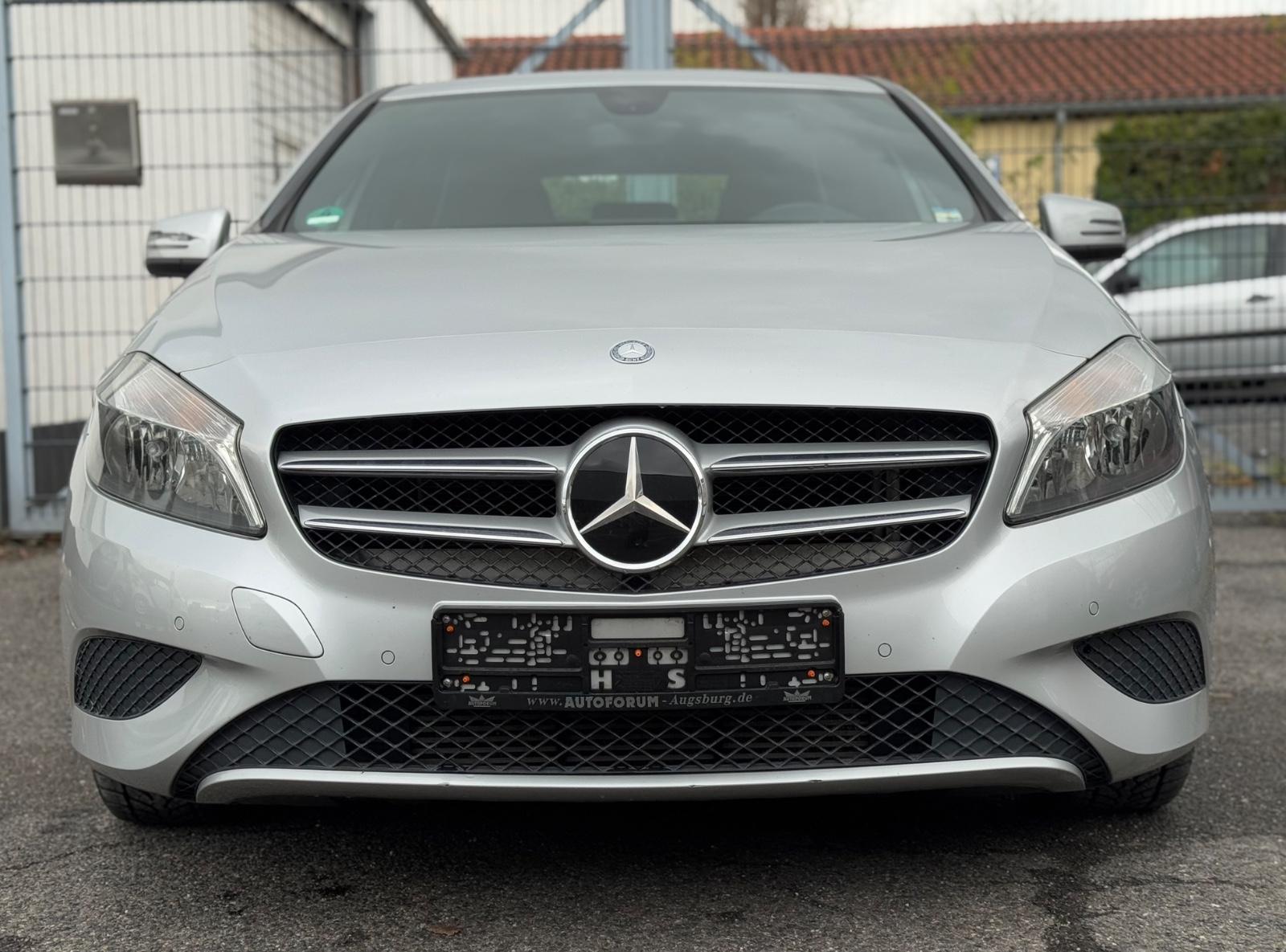 Mercedes-Benz A 180 BlueEfficiency*8Fach Bereift*Automatik*PDC