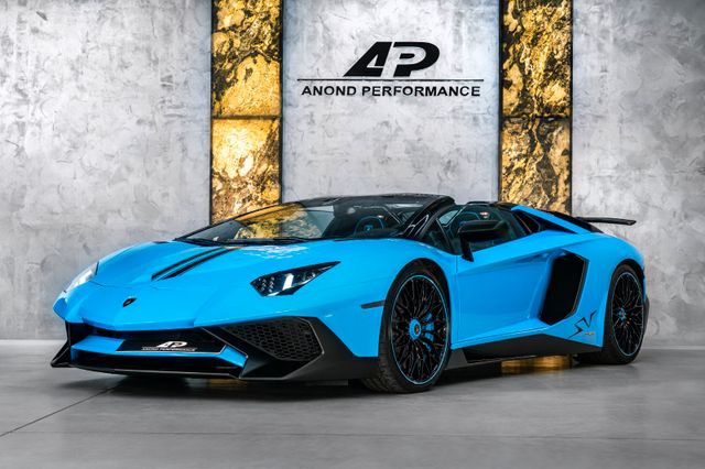 Lamborghini Aventador SV Roadster AKRAPOVIC/CARBON/SEATS/