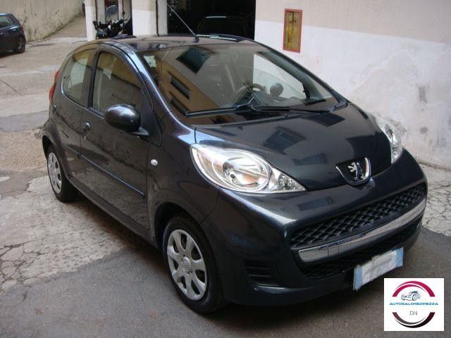 Peugeot PEUGEOT - 107 - 5p. Plaisir