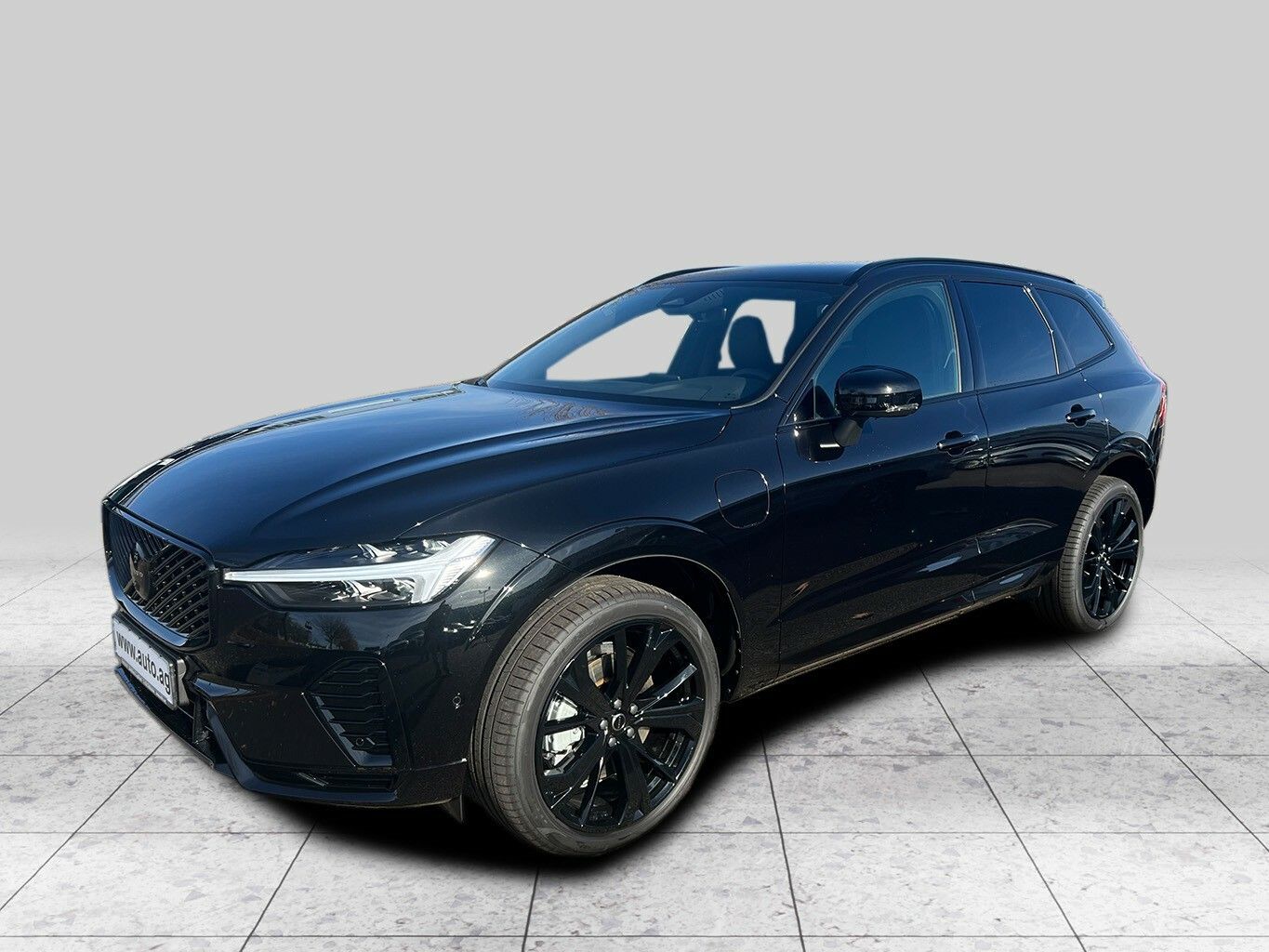 Volvo XC60 T6 Plus Black Edition imagem 2