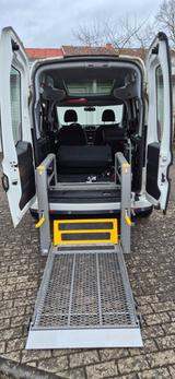 Opel Combo 1.6CDTI 70kW Hochdach, Rollstuhlrampe  - Opel Combo: 1.7