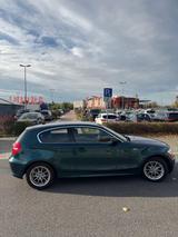 BMW 1er 116 ANZEIGE LESEN - BMW aus 2010: 1er