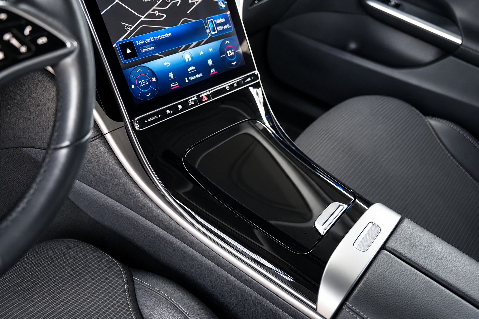 Fahrzeugabbildung Mercedes-Benz C 300 e T *Ambiente*SHZ*Rückfahrkamera*T-Winkel*