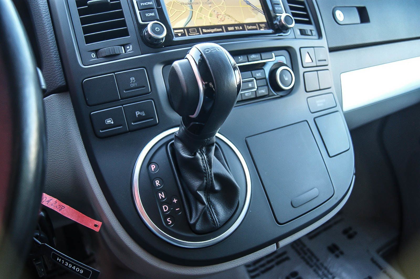 Fahrzeugabbildung Volkswagen T5 California EUROPE 4-Motion 20TDI AUFSTELLDACH