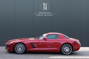 صورة 5 لـ 2011 Mercedes-BENZ SLS AMG