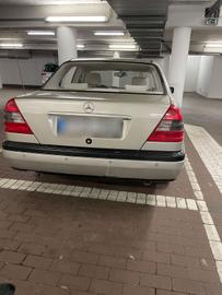 صورة 8 لـ 1996 Mercedes-BENZ C 180