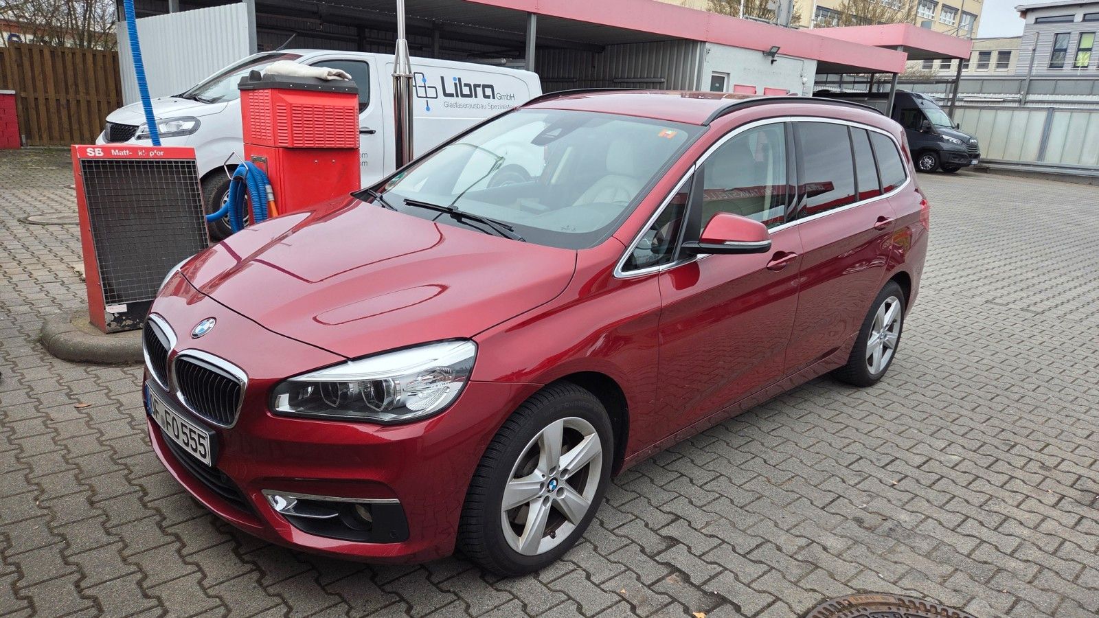 BMW 220 Gran Tourer 220d xDrive Steptronic Luxur...