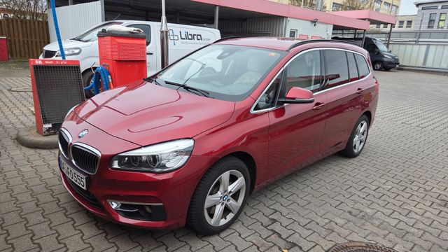 BMW 220 Gran Tourer 220d xDrive Steptronic Luxur...