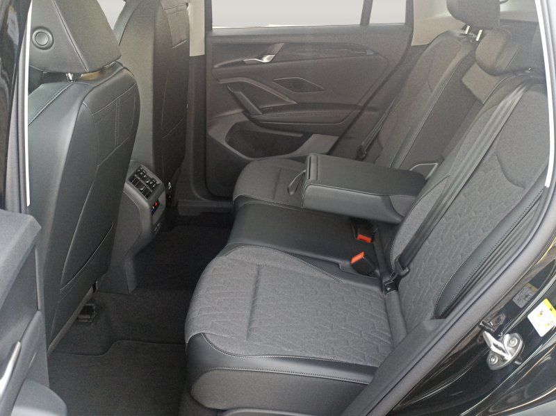 Fahrzeugansicht 16 Fahrzeugabbildung Volkswagen Tiguan 1.5 eTSI Life DSG AHK+ACC+NAVI+LED+PANO-