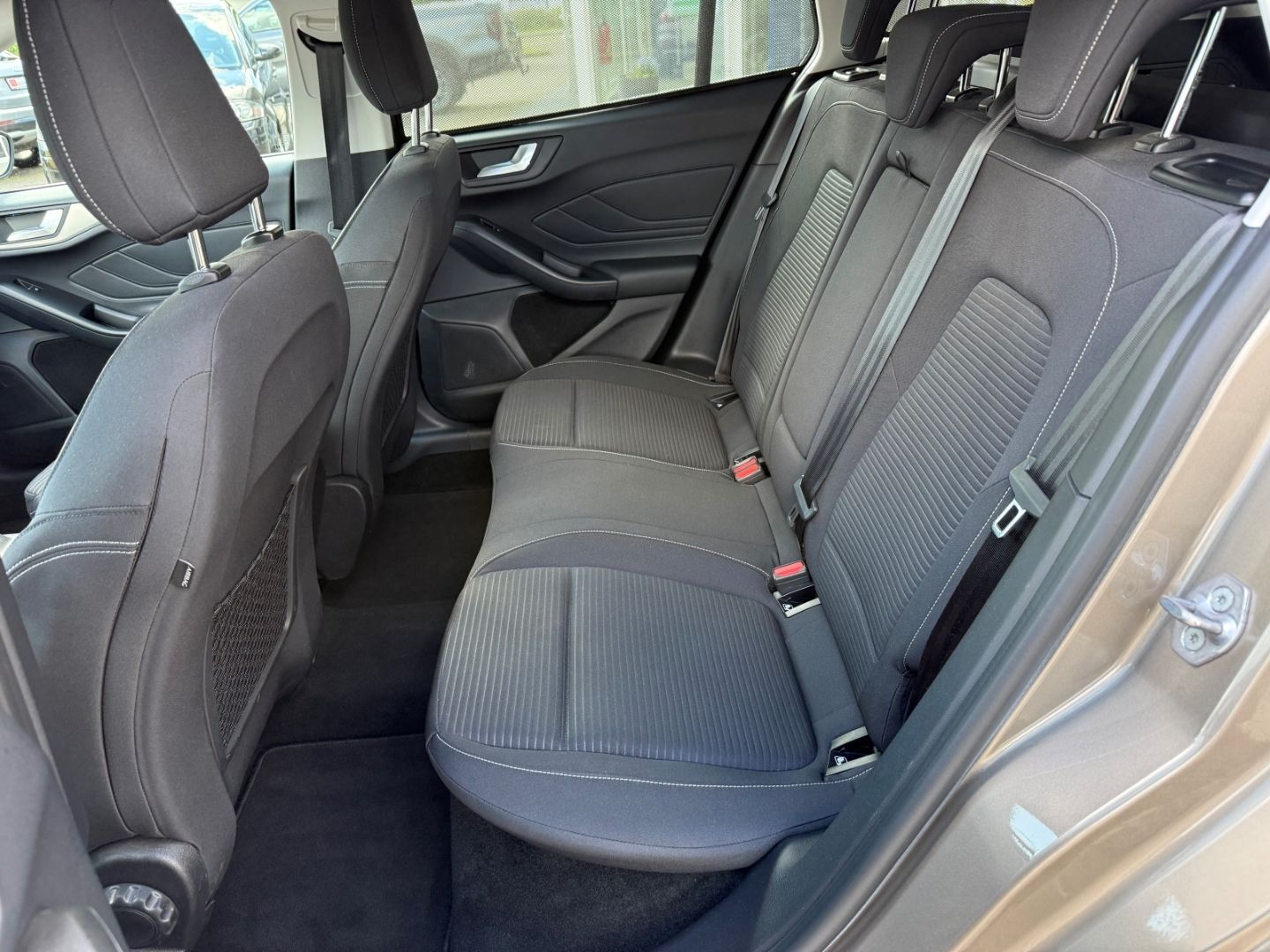 FORD Focus 1.0 EcoBoost Turnier Titanium Navi ACC AHK - Image 19