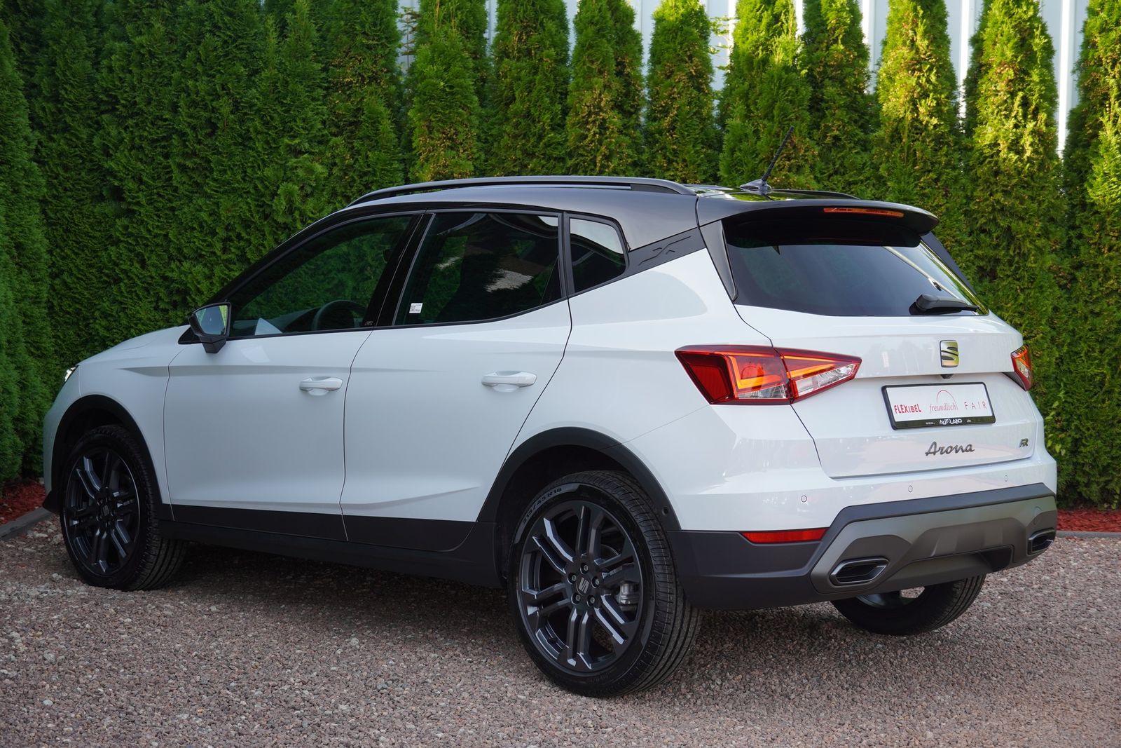 Seat Arona FR 1.0 TSI DSG LED ACC Navi imagem 3