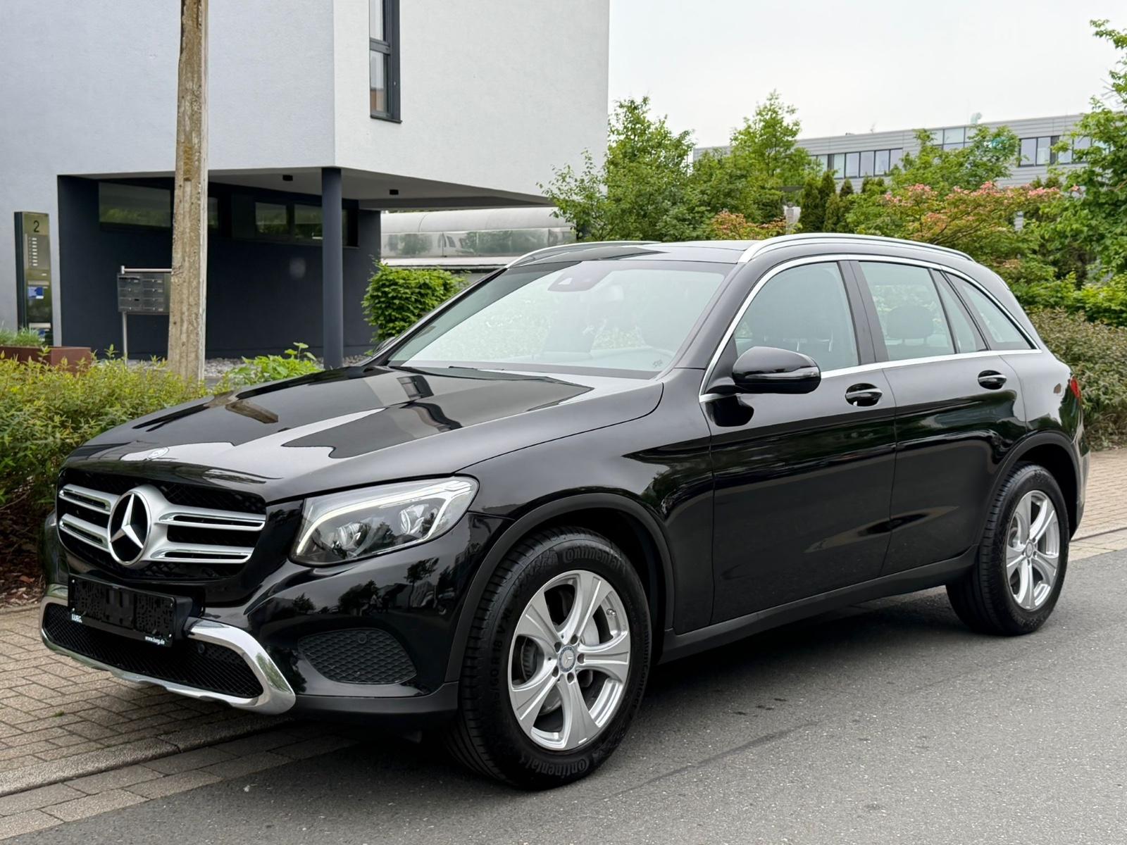 Mercedes-Benz GLC 250*PANORAMA*NAVI*AHK*LED*KAMERA*PDC********