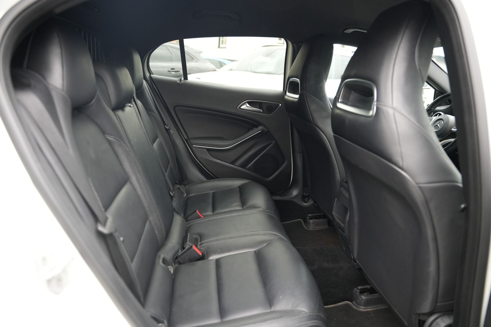 Fahrzeugabbildung Mercedes-Benz GLA 220 CDI 4Matic *AMG*SHZ*Navigation*