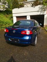Volkswagen Eos 2.0 FSI Standard - Volkswagen Eos: Standard