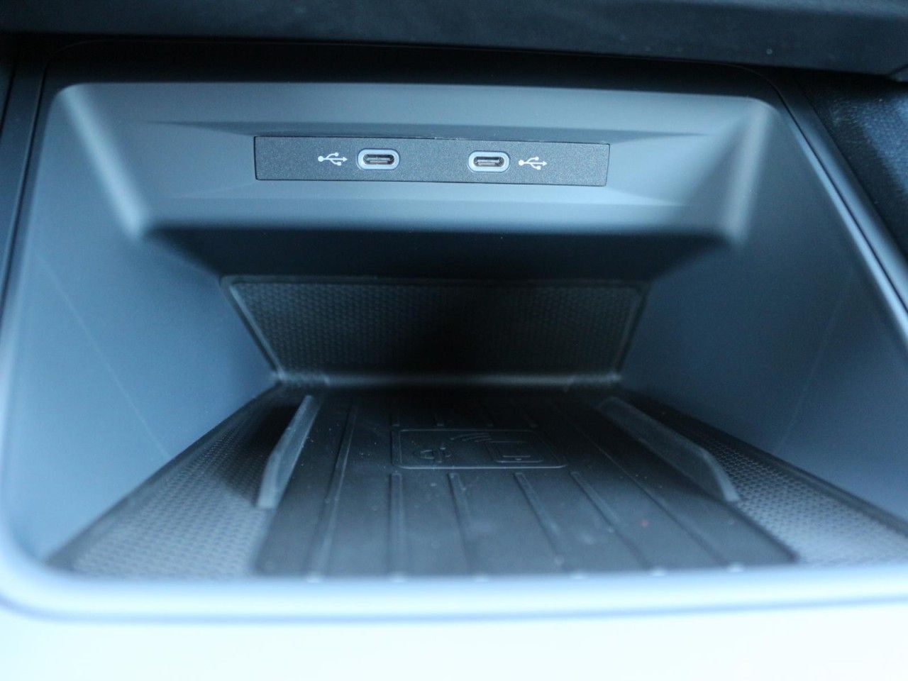 Fahrzeugabbildung CUPRA Formentor VZ5 Enceladus Edition