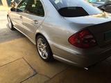 Mercedes-Benz E 55 AMG AMG - Mercedes-Benz AMG e55