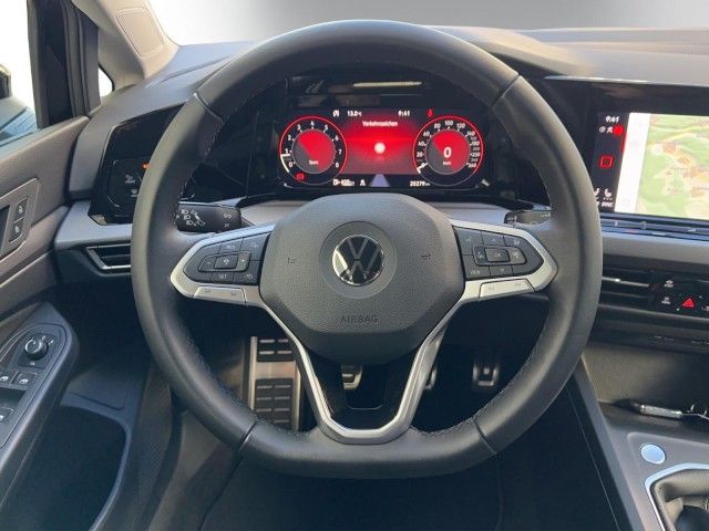 Golf VIII Active 1.5 TSI NAVI+IQ.LIGHT+STHZ+ACC+