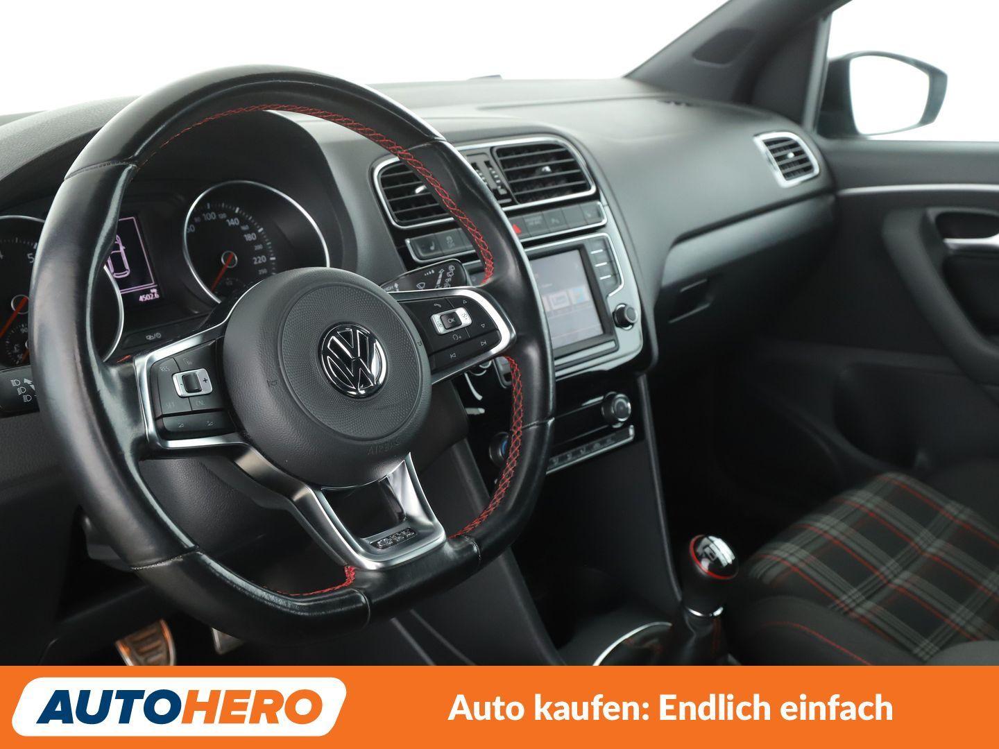 Volkswagen Polo 1.8 TSI GTI  BMT *NAVI*LED*TEMPO*PDC*SHZ*