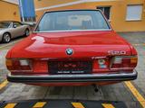 BMW 520 - BMW 520 Oldtimer mit Benzin-Antrieb