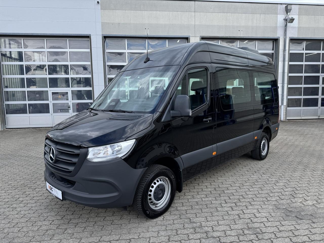 Mercedes-Benz Sprinter 317CDI Tourer Dachklima*Navi*AHK*9Sitze