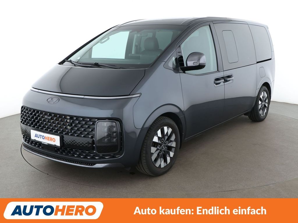 Image of Hyundai STARIA