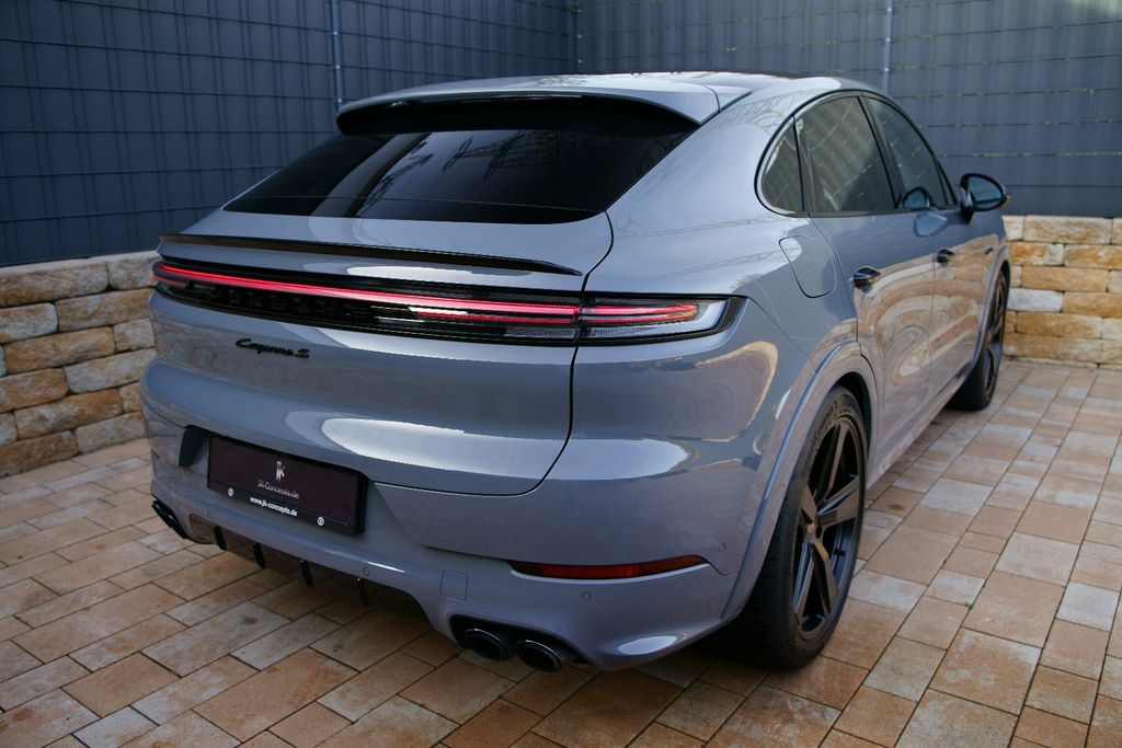 Image of Porsche Cayenne