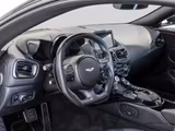 Aston Martin V8 Vantage -Onyx Black- - mit Benzin-Antrieb: Sportwagen