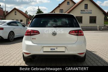 Volkswagen Golf - 7