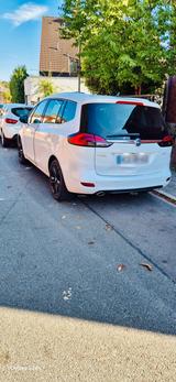 Opel Zafira Sports Tourer - Opel Zafira Sport mit Diesel-Antrieb