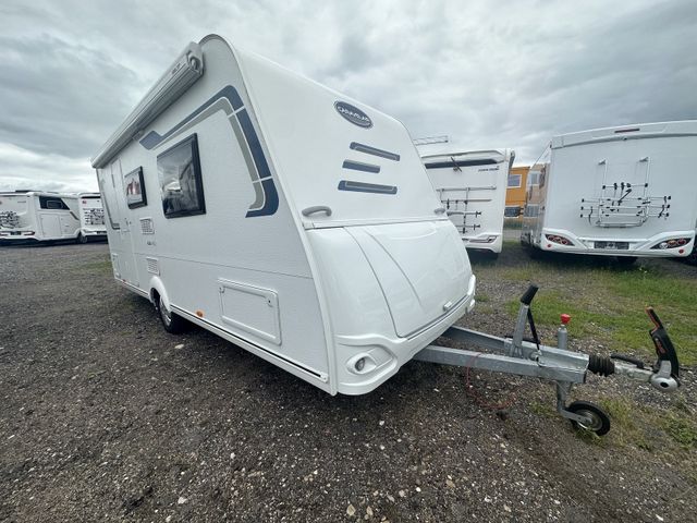 Caravelair Alba 460 Style Autark Markise mit Vorzelt/Moover