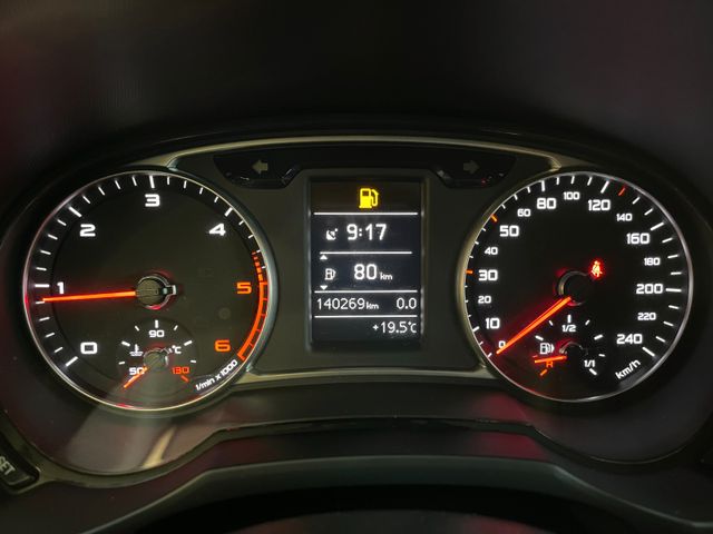 MYAUTOCENTER – Gebraucht- und Jahreswagen mit Werkstattservice in Pfaffenhofen Audi A1 Sportback basis *2. Hand*Klima*Navi*PDC*SHZ*