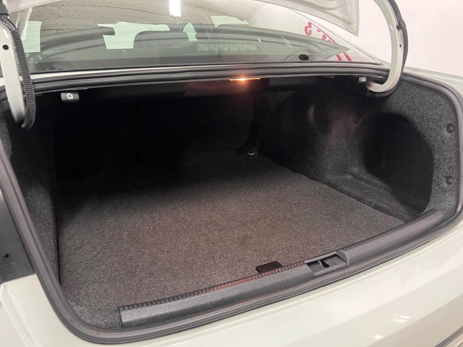 Volkswagen Passat GT 3.6 V6 DSG*LEDER*NAVI*R-KAM*LED*ACC*
