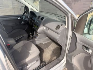 Volkswagen Caddy - 12