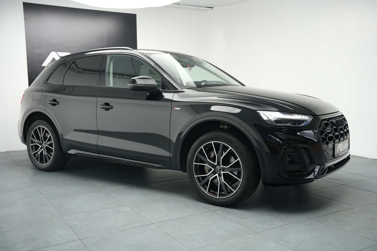 Fahrzeugabbildung Audi Q5 40 TDI *S-Line*Virtual*Rückfahrkamera*Navi