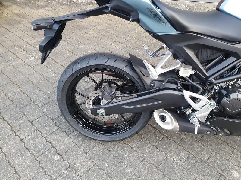 Honda CB125R ABS TZ 0KM auf Lager