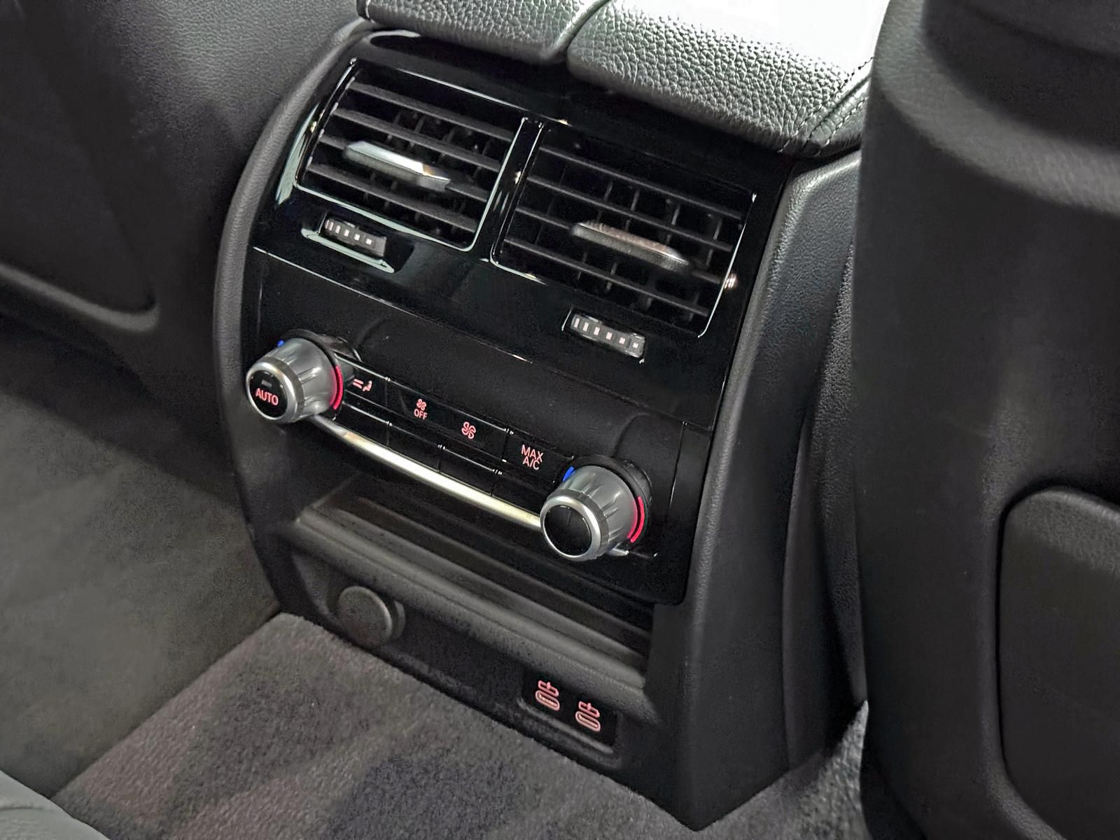 Fahrzeugabbildung BMW d*M-PAKET*XDRIVE*LASER*PANO*AHK*ACC*HUD*RCAM