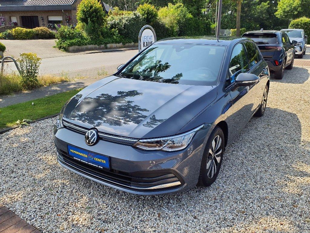 Volkswagen Golf  VIII 1.5 Move - ACC,SHZG,NAVI,PDCv+h