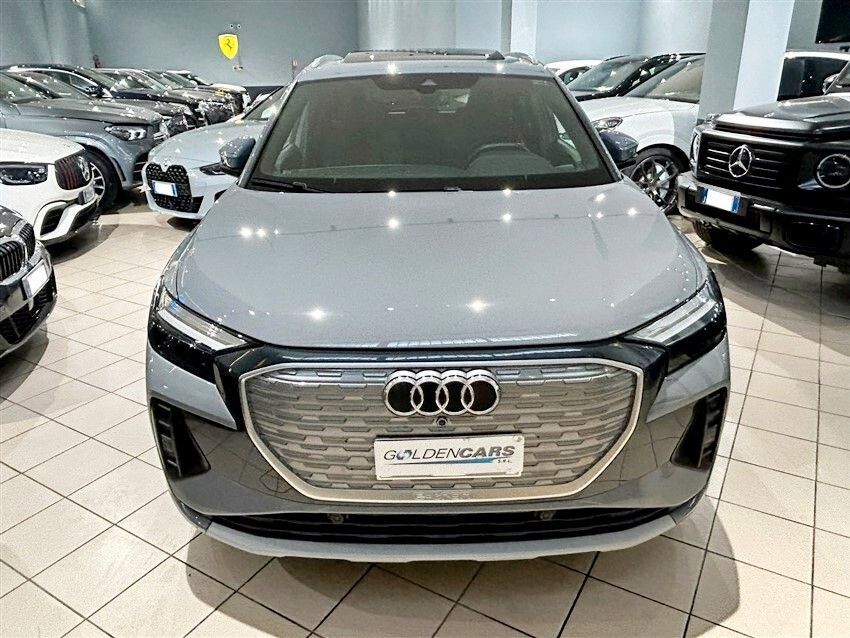 Audi Q4 50 e-tron quattro Business Advanced imagem 2