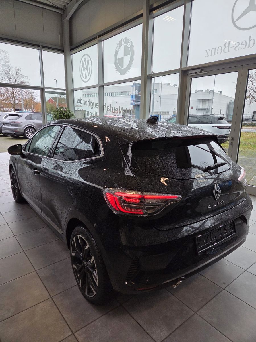 Fahrzeugabbildung Renault Clio V Techno/Winterpaket/Look-Paket/erst 270km!