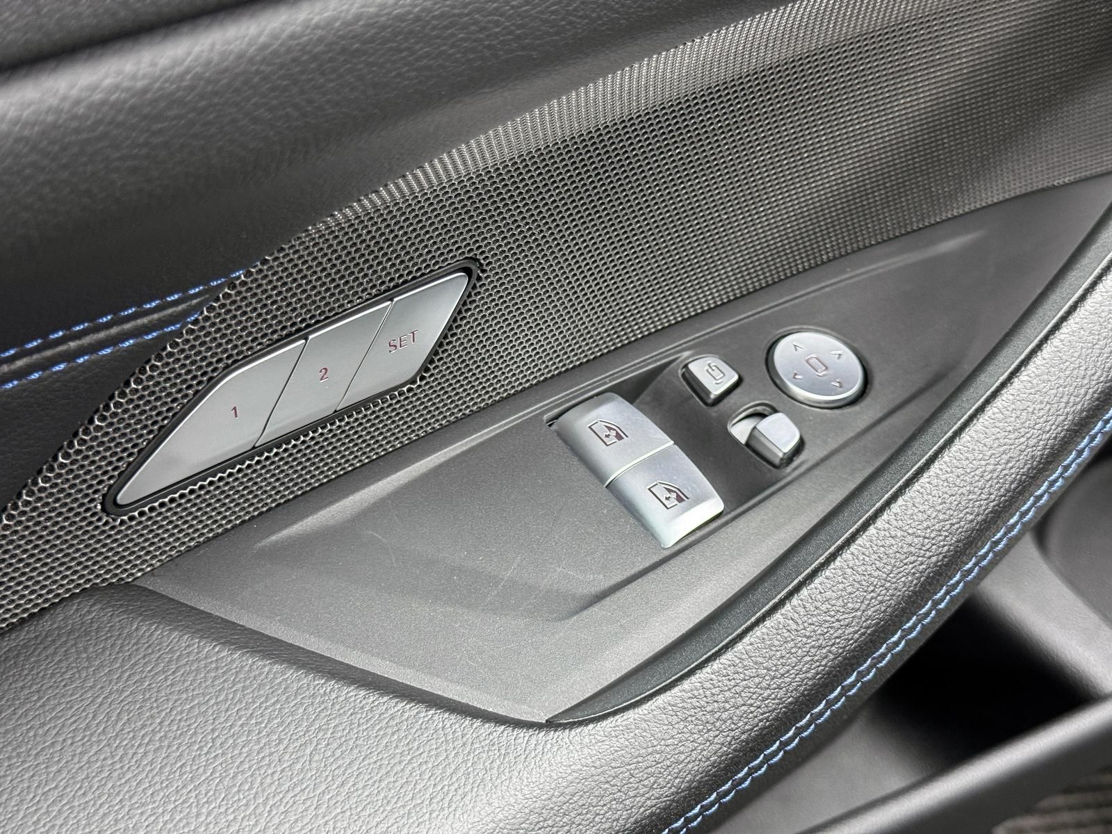 Fahrzeugabbildung BMW XDR*INDIVIDUAL*LASER*STANDHZ*H&K*HUD*KLAPPE*DE