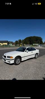 BMW E36 320i Coupe - BMW 320: Coupe, 320i E36