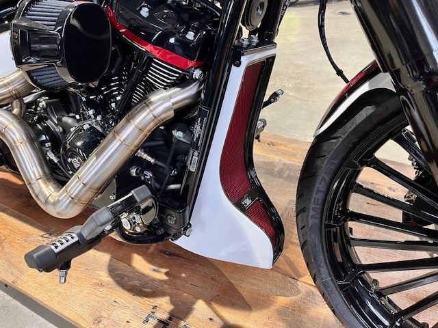 Fahrzeugabbildung Harley-Davidson FXBRS Breakout 117cui CVO UmbauUmbau