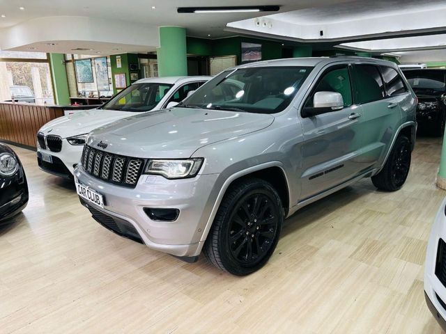 Jeep Grand Cherokee 3.0 V6 CRD 250cv 4x4 Night E