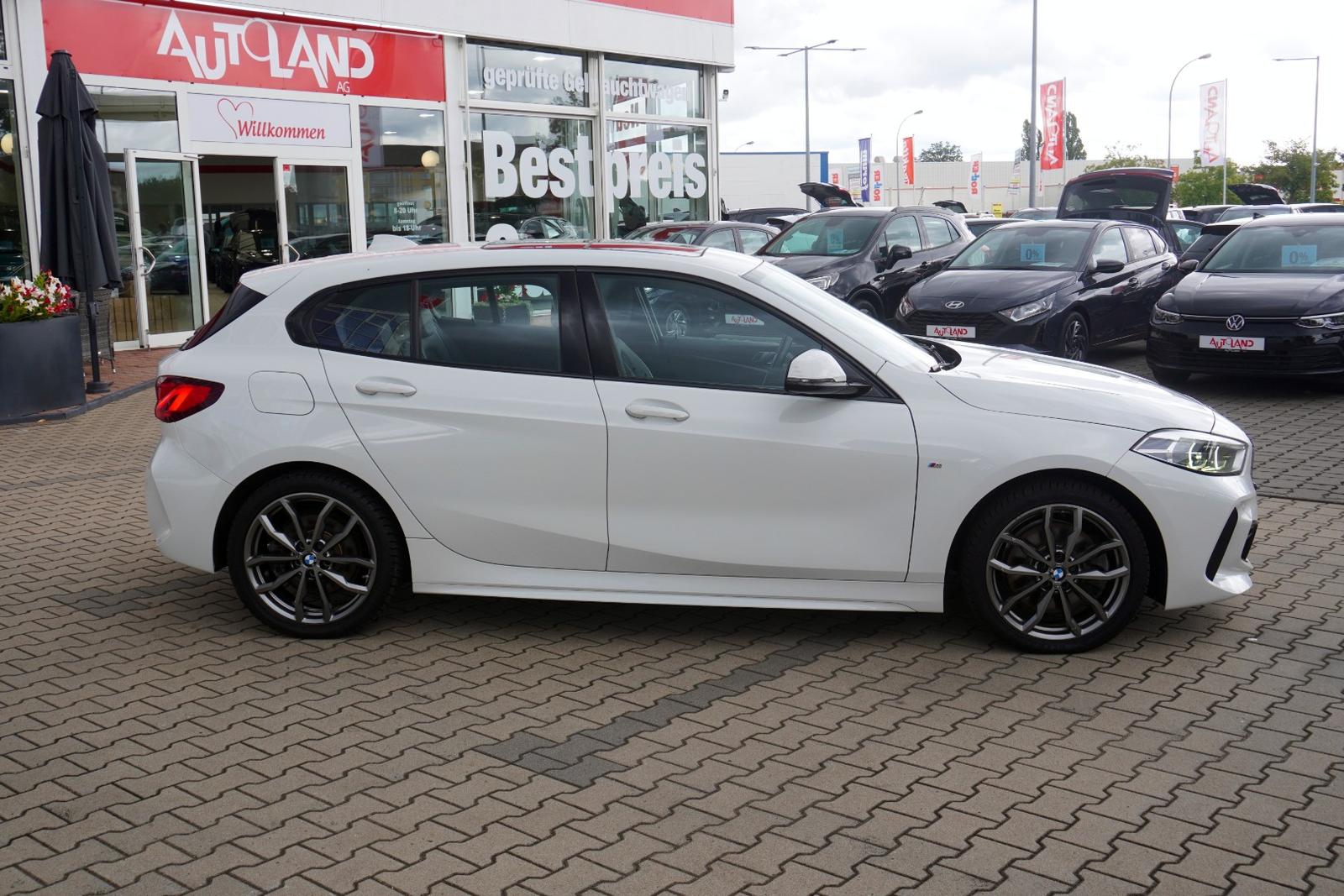 BMW 1 Series i M Sport Aut. LED Navi Sitzheizung Tempomat, миниатюра 5
