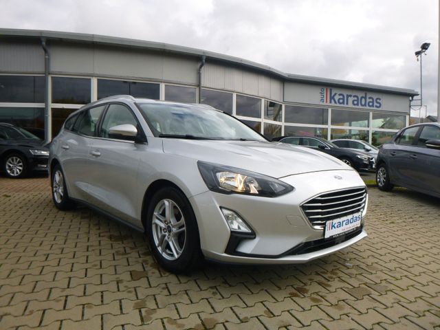 Fahrzeugabbildung Ford Focus Turnier 1,5 EcoBoost >NAV/Sitzheiz/PDC<