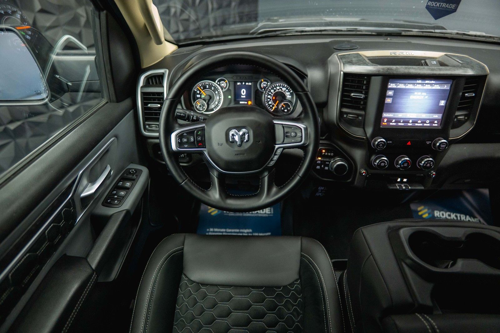 Fahrzeugabbildung Dodge RAM 5.7 V8 HEMI 4x4 OFFROAD LONGBED Limited LED