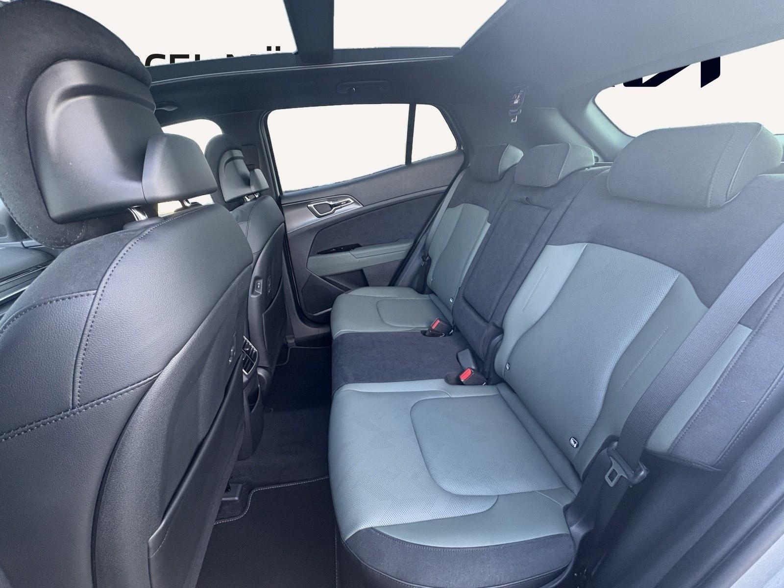 Kia Sportage 1.6T 48V AWD DCT Nightline Edition|Glas