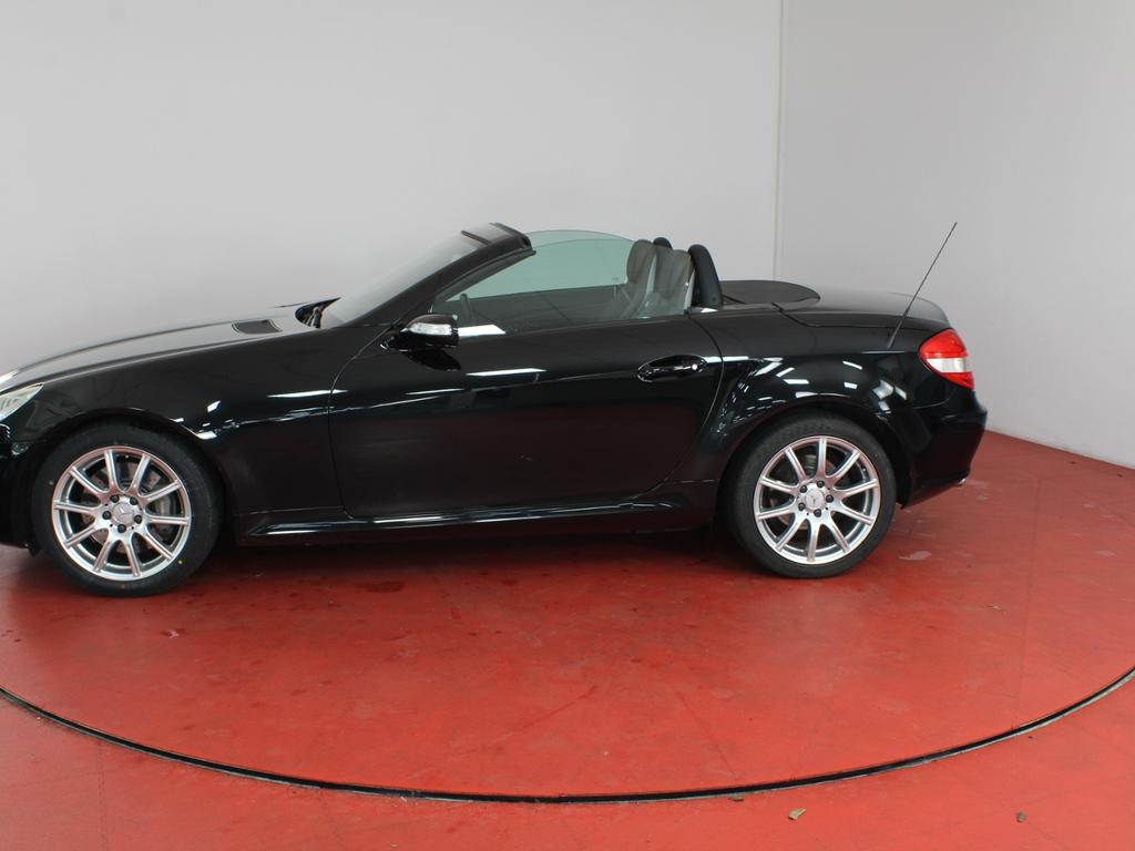 Mercedes-Benz SLK 350