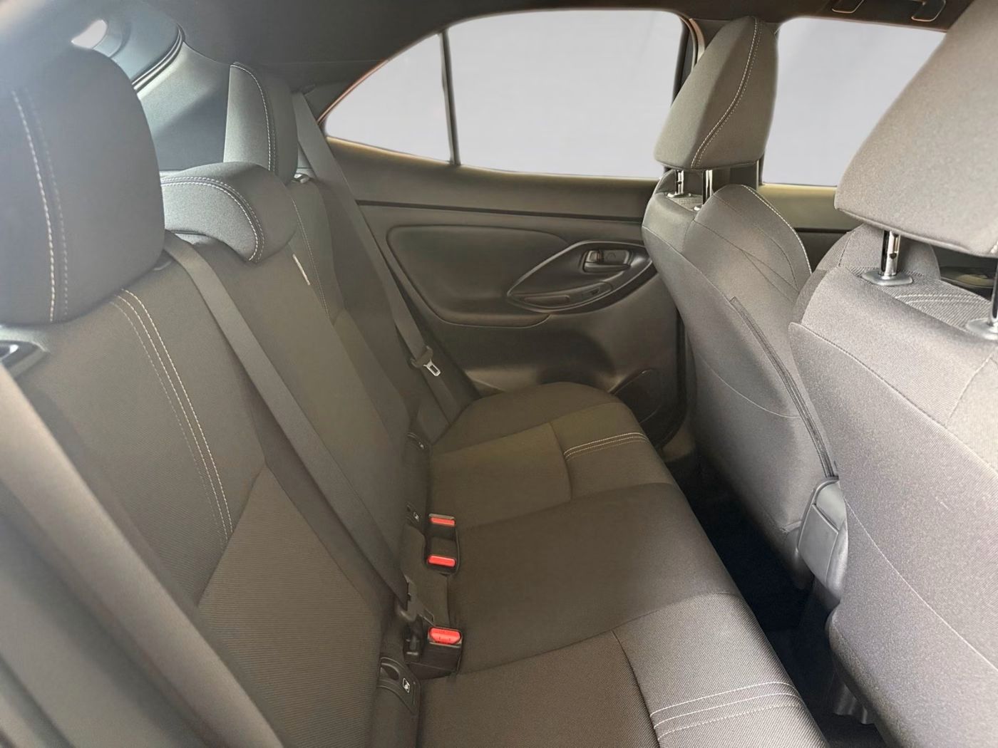 Fahrzeugabbildung Toyota Yaris Cross Teamplayer 1.5-Hybrid KAMERA LED ACC